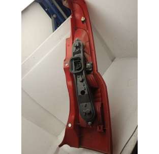 PILOTO TRASERO IZQUIERDO... 2