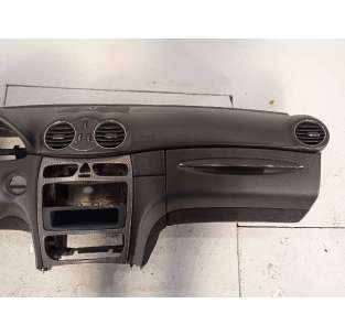 SALPICADERO MERCEDES-BENZ... 2