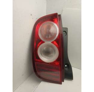 PILOTO TRASERO IZQUIERDO...