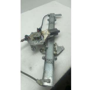 ELEVALUNAS DELANTERO...