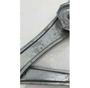 ELEVALUNAS DELANTERO... 2