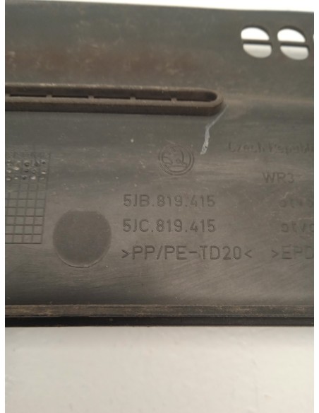 Recambio de torpedo para skoda rapid ambition referencia OEM IAM 5JB819415  