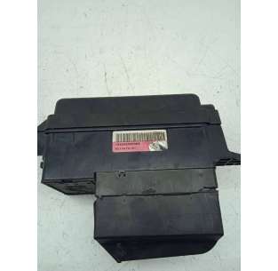 CAJA RELES / FUSIBLES BMW...