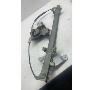 ELEVALUNAS DELANTERO...