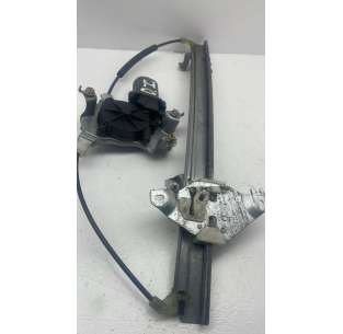 ELEVALUNAS DELANTERO...