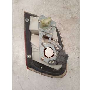 PILOTO TRASERO DERECHO... 2