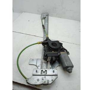 ELEVALUNAS TRASERO DERECHO...