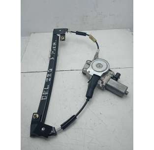 ELEVALUNAS DELANTERO...