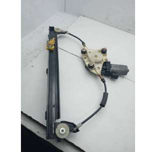 ELEVALUNAS DELANTERO...