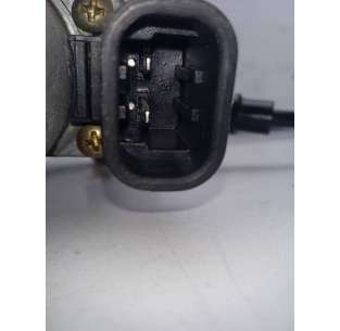 ELEVALUNAS DELANTERO... 2