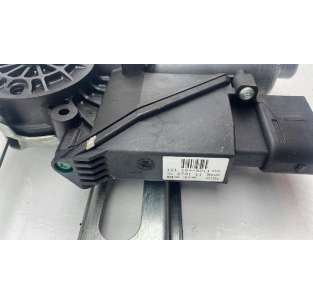 ELEVALUNAS DELANTERO... 2