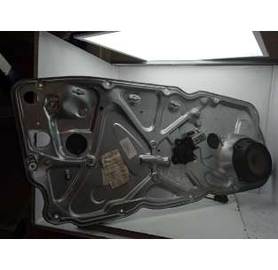 ELEVALUNAS DELANTERO...