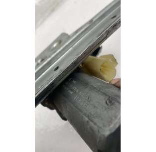 ELEVALUNAS TRASERO DERECHO... 2