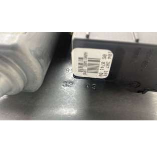 ELEVALUNAS TRASERO... 2