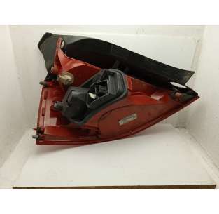 PILOTO TRASERO DERECHO... 2