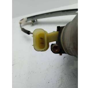 ELEVALUNAS DELANTERO... 2