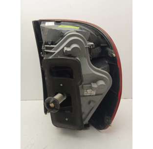 PILOTO TRASERO DERECHO... 2