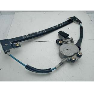 ELEVALUNAS DELANTERO...