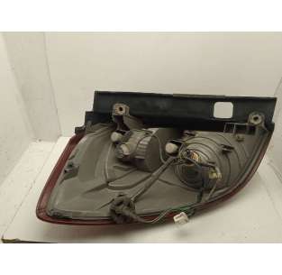 PILOTO TRASERO DERECHO... 2