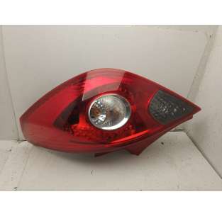 PILOTO TRASERO DERECHO OPEL...