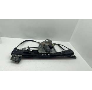 ELEVALUNAS DELANTERO...