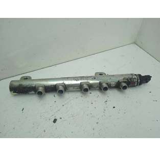 RAMPA INYECTORA OPEL ZAFIRA...