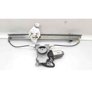 ELEVALUNAS TRASERO DERECHO...