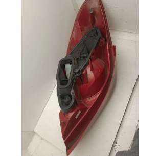 PILOTO TRASERO DERECHO -... 2