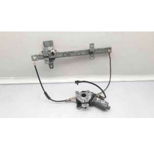 ELEVALUNAS DELANTERO...