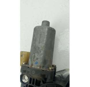 ELEVALUNAS DELANTERO... 2