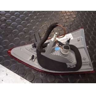 PILOTO TRASERO DERECHO... 2