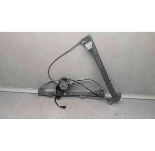 ELEVALUNAS DELANTERO...