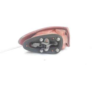 PILOTO TRASERO IZQUIERDO... 2