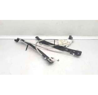 ELEVALUNAS DELANTERO...