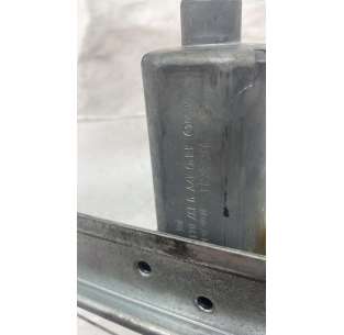 ELEVALUNAS TRASERO... 2