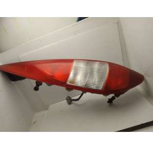 PILOTO TRASERO IZQUIERDO...