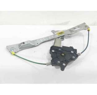 ELEVALUNAS DELANTERO...