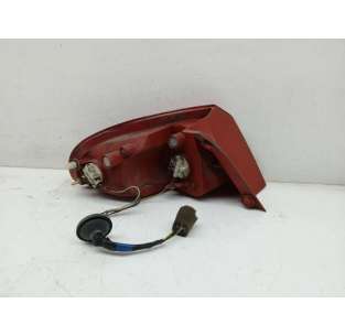 PILOTO TRASERO DERECHO... 2