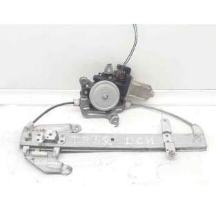 ELEVALUNAS TRASERO DERECHO...