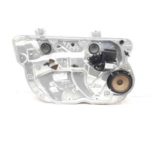 ELEVALUNAS DELANTERO...