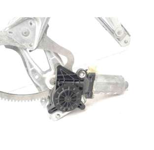 ELEVALUNAS DELANTERO... 2