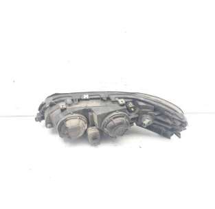 FARO DERECHO VOLVO V70... 2