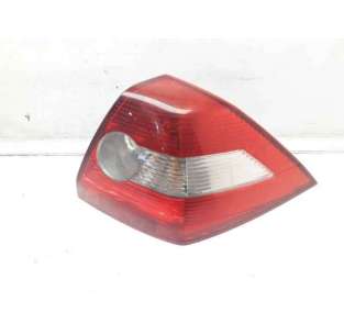 PILOTO TRASERO DERECHO...