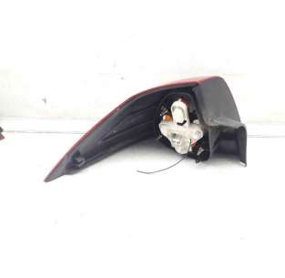 PILOTO TRASERO DERECHO... 2