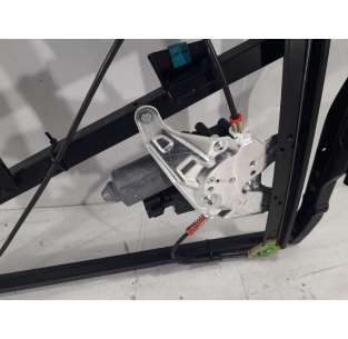 ELEVALUNAS DELANTERO... 2