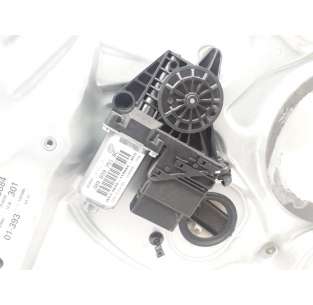 ELEVALUNAS TRASERO... 2