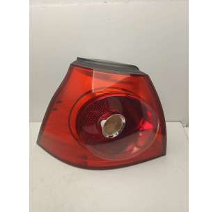 PILOTO TRASERO IZQUIERDO...