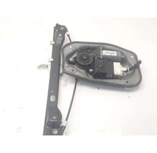 ELEVALUNAS TRASERO DERECHO...