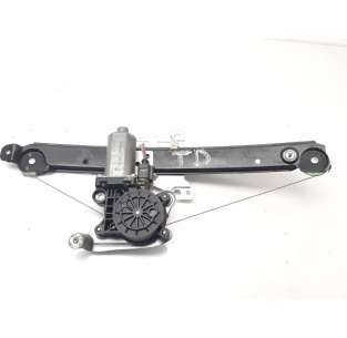 ELEVALUNAS TRASERO DERECHO...