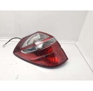 PILOTO TRASERO IZQUIERDO...